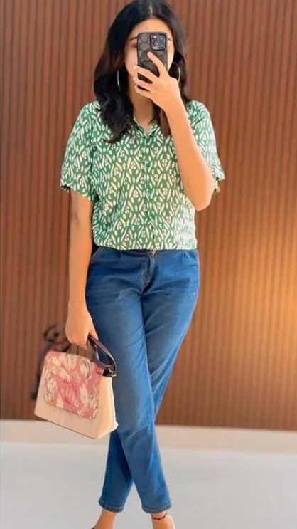 AIDEN CROP SHIRT
